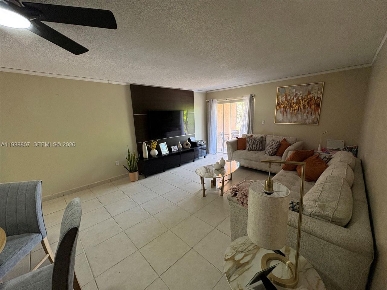 1950 W 56th St, Unit 2309D, Hialeah, FL 33012 Photo