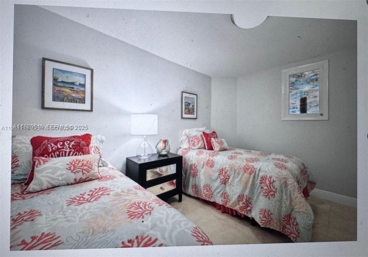 6423 Collins Ave , Unit 1605, Miami Beach, FL 33141 Photo