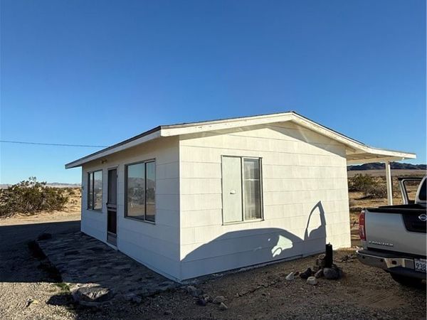 86725 Misty Trl, 29 Palms, CA 92277