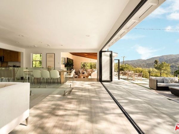 2600 Topanga Skyline Drive, Topanga, CA 90290