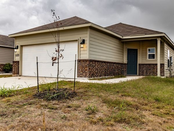 1123 Thea Cv, New Braunfels, TX 78130