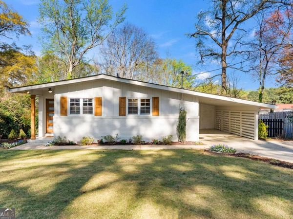 2771 Sherwood Road SE, Smyrna, GA 30082