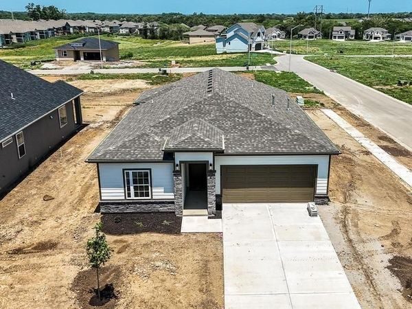 32727 W 176th Terrace, Gardner, KS 66030