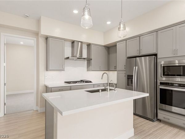 10013 Hematite Place, Las Vegas, NV 89143