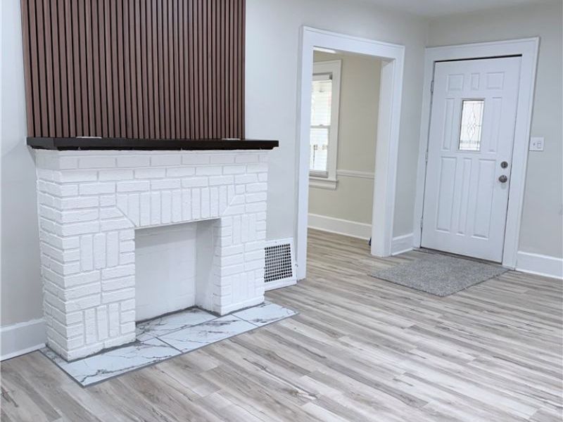 569 Barwell Street, Akron, OH 44303 Photo 2