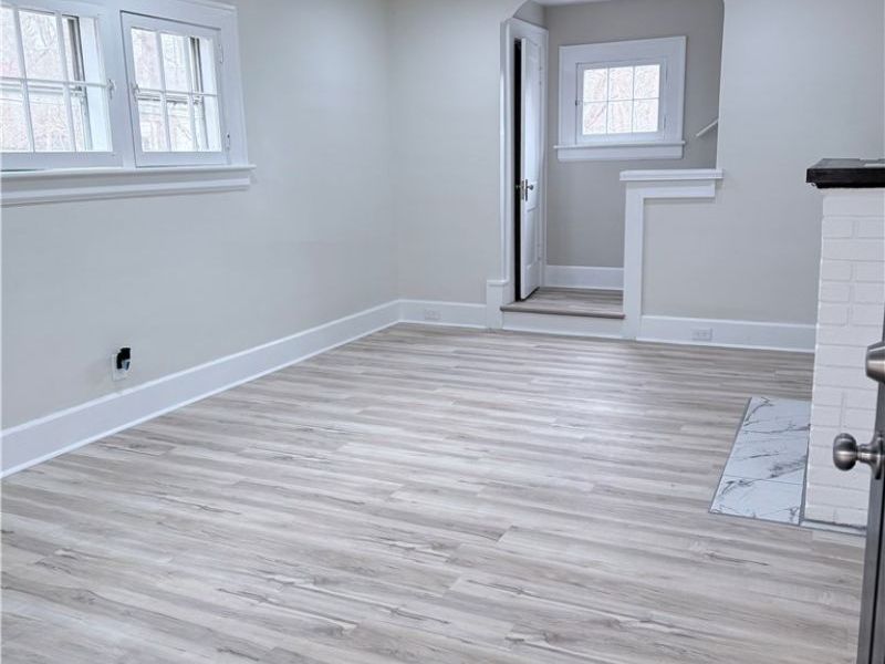 569 Barwell Street, Akron, OH 44303 Photo 5