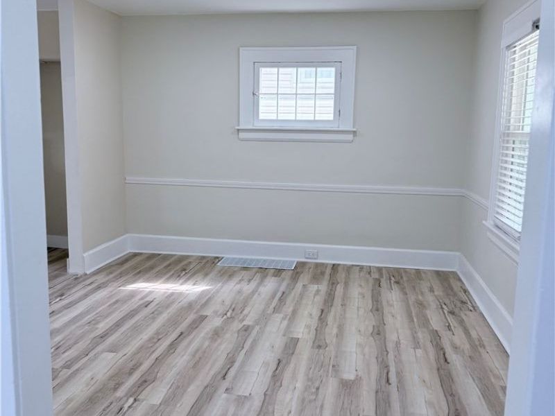 569 Barwell Street, Akron, OH 44303 Photo 6