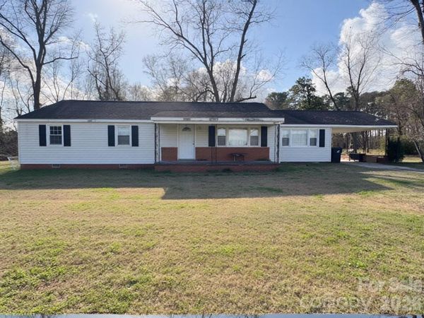 1097 Joe Brown Highway N, Chadbourn, NC 28431