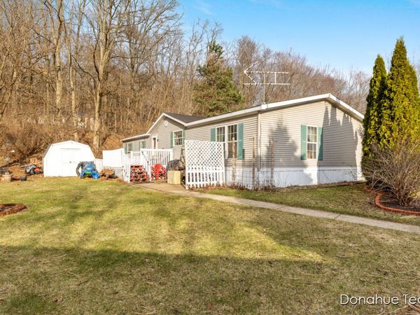 1829 Fay Street SE, Unit 269, Lowell, MI 49331