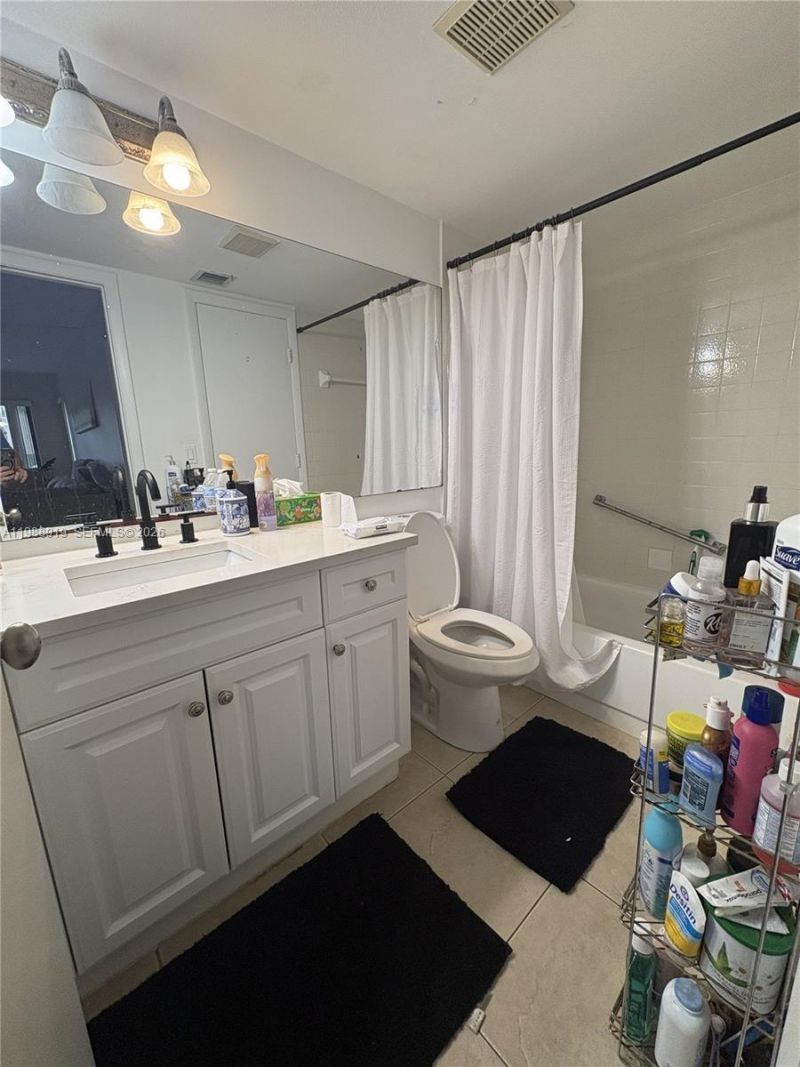 718 Sunny Pine Way , Unit D1, Greenacres, FL 33415 Photo