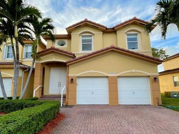 8666 NW 109th Ct, Unit 8666, Doral, FL 33178