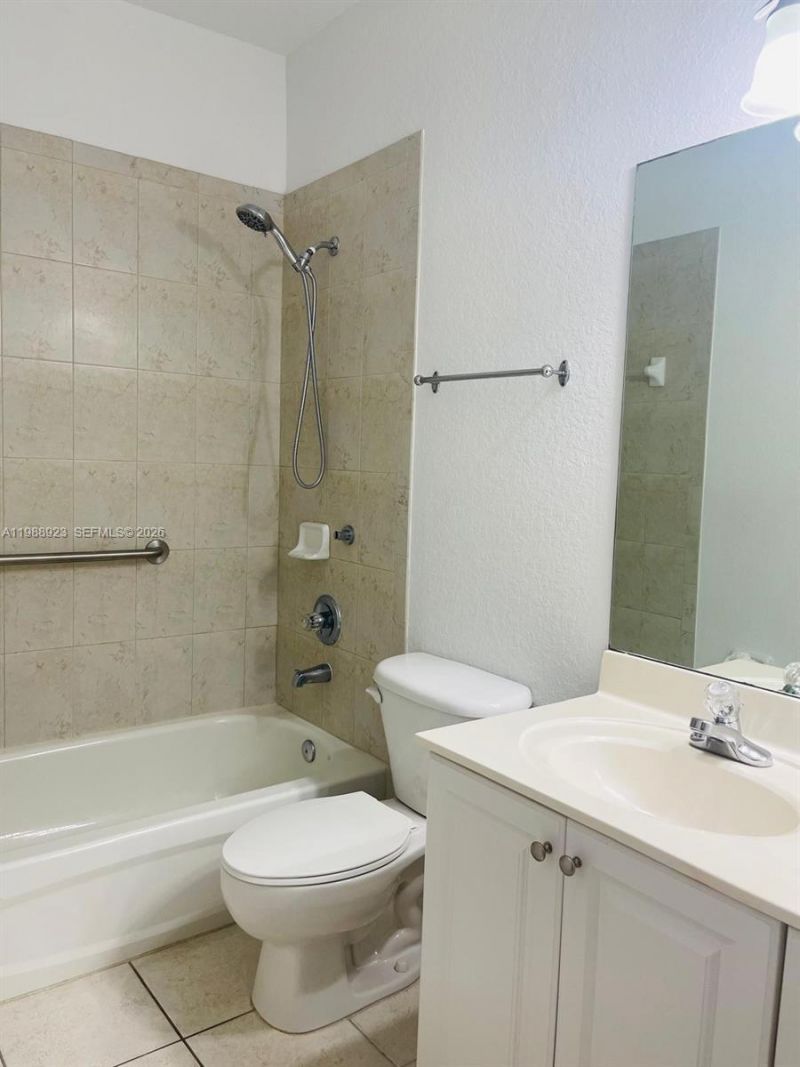 8666 NW 109th Ct, Unit 8666, Doral, FL 33178 Photo
