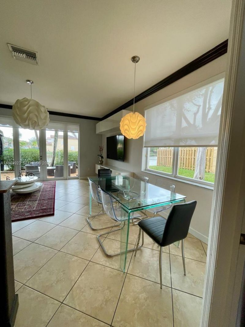 8666 NW 109th Ct , Unit 8666, Doral, FL 33178 Photo