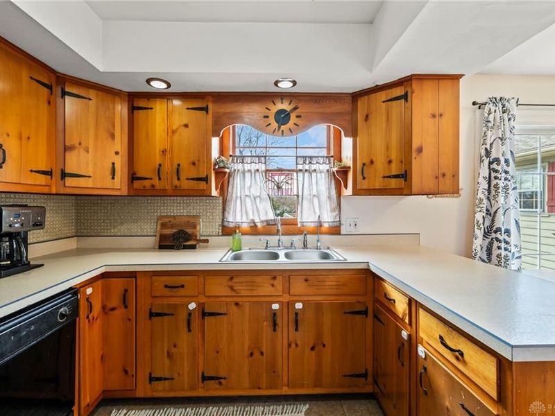 250 E Weaver Street, New Lebanon, OH 45345 Photo 13