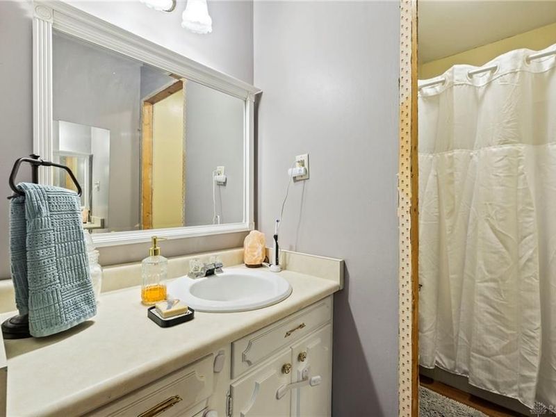 250 E Weaver Street, New Lebanon, OH 45345 Photo 24