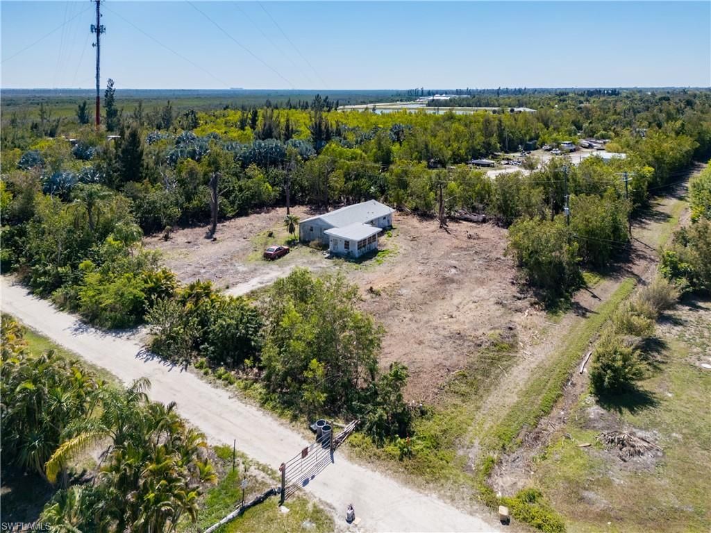 5427 Easy St , Bokeelia, FL 33922 Photo