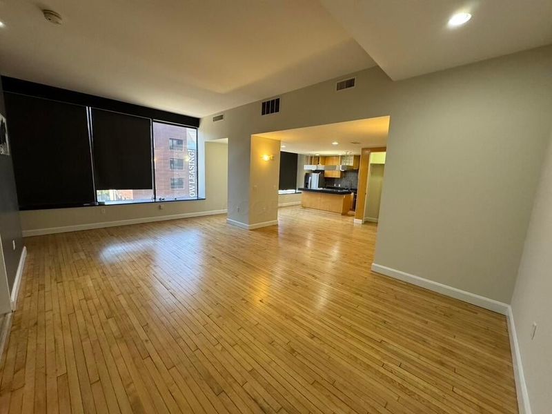 106 N High Street, Unit 401, Columbus, OH 43215 Photo 9