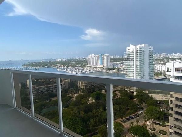 9 Island Ave, Unit 2410, Miami Beach, FL 33139