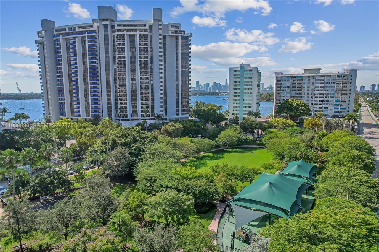 9 Island Ave, Unit 2410, Miami Beach, FL 33139 Photo