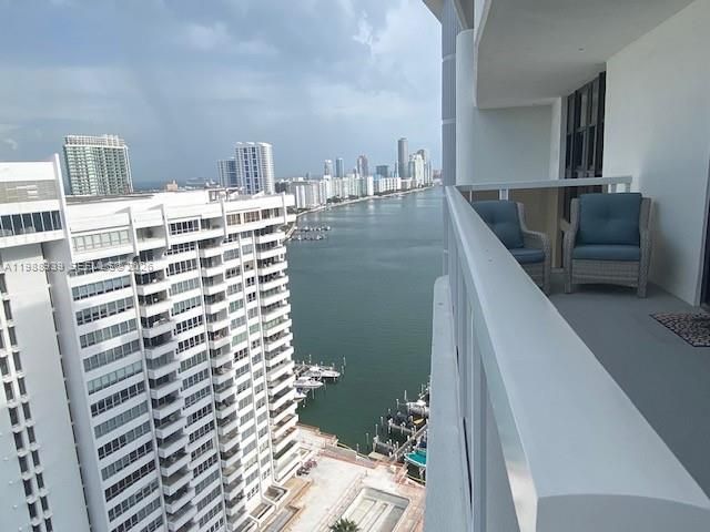 9 Island Ave, Unit 2410, Miami Beach, FL 33139 Photo