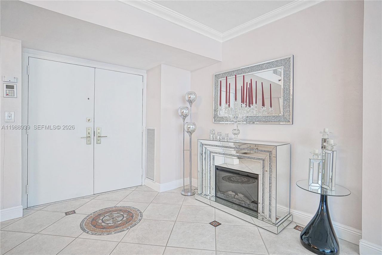 9 Island Ave, Unit 2410, Miami Beach, FL 33139 Photo