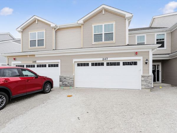 247 Cooney Way , Oswego, IL 60543