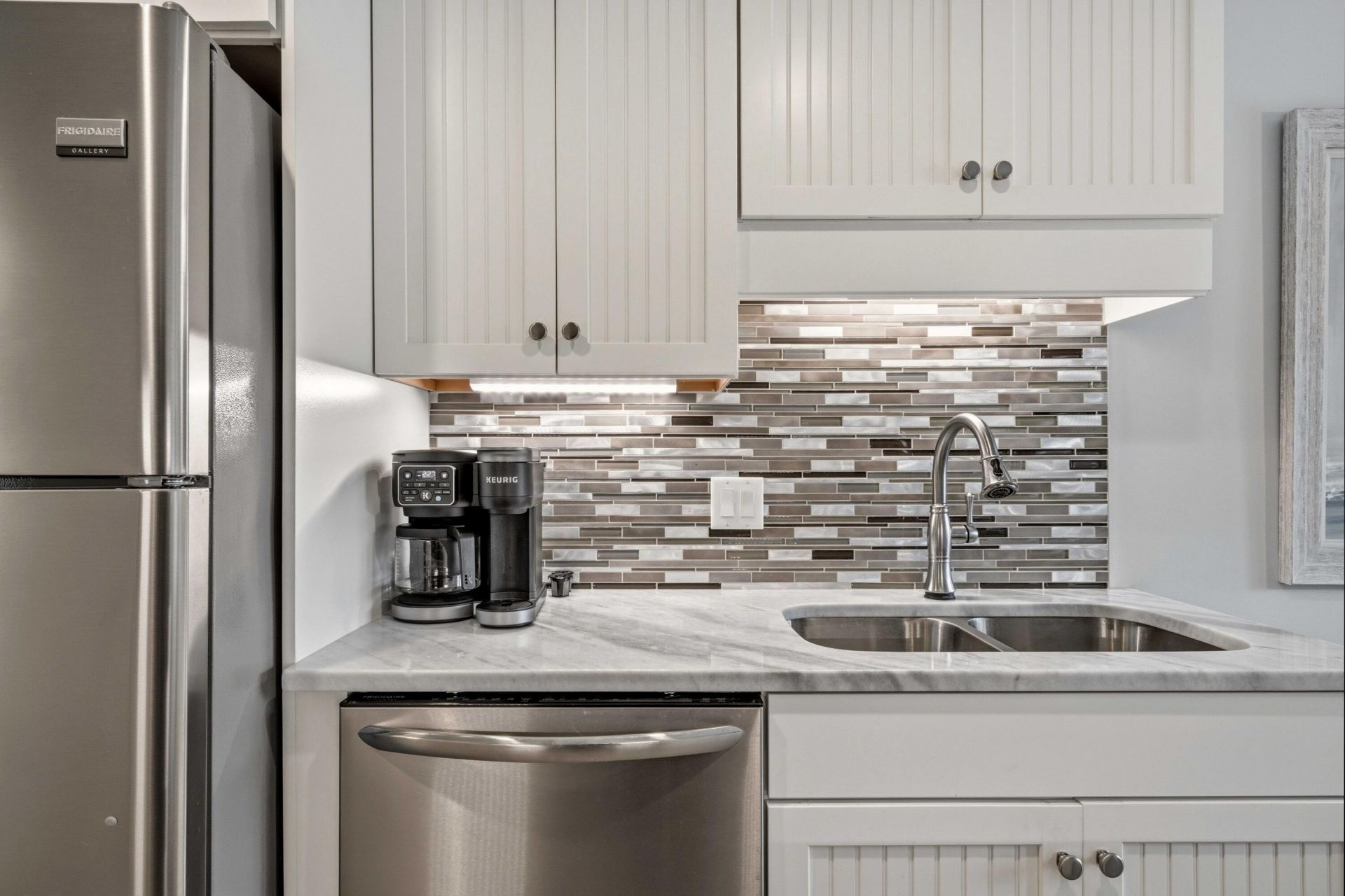 4833 Green Dolphin Way Photo 13