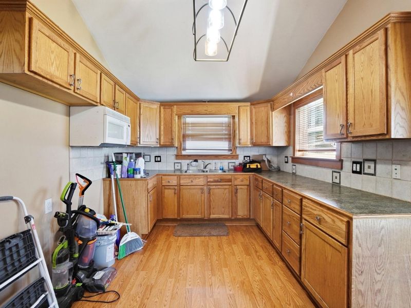 105 W Water Street, Buckland, OH 45819 Photo 12