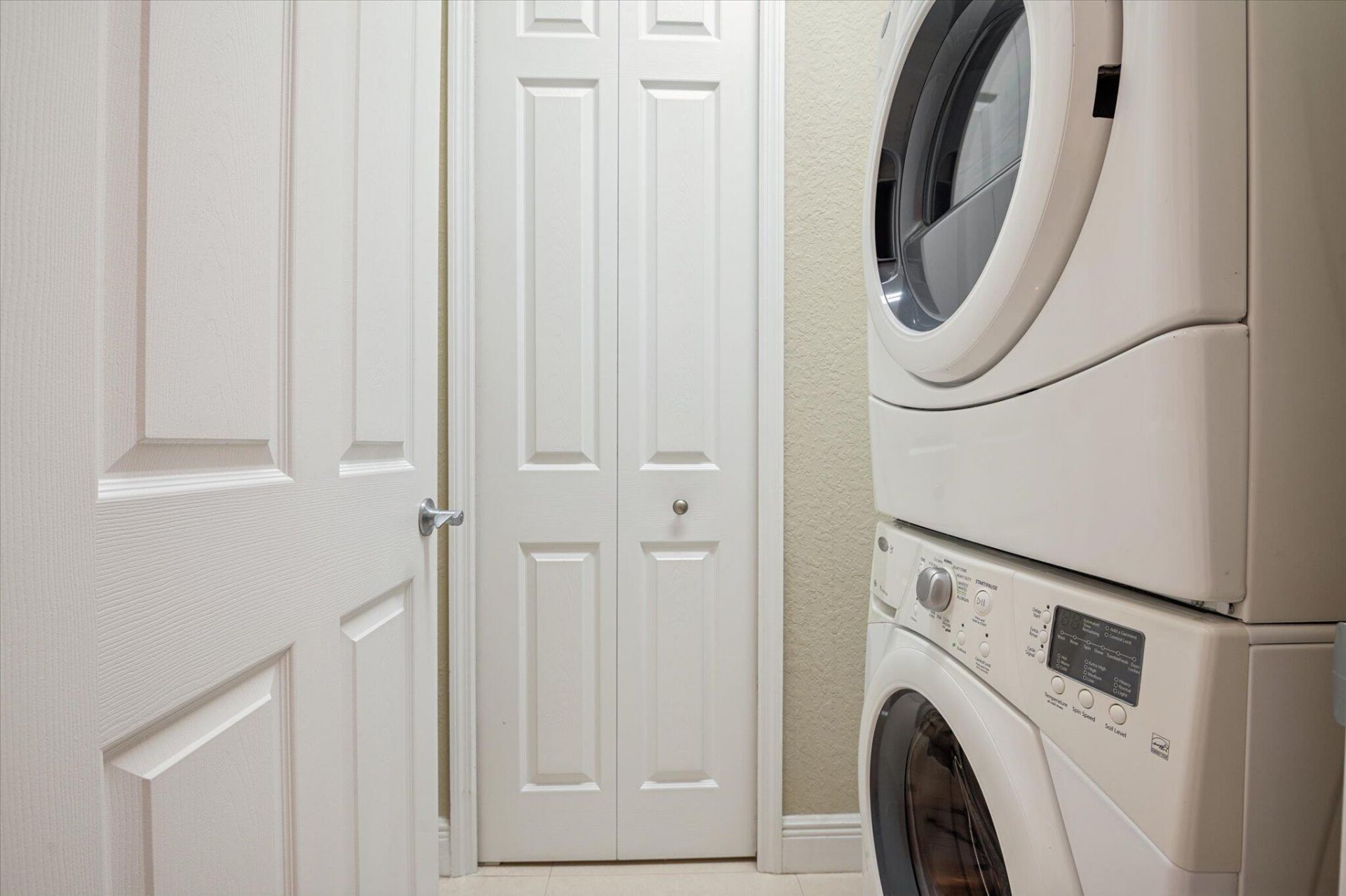 12767 NW 83rd Court, Unit 24-e, Parkland, FL 33076 Photo