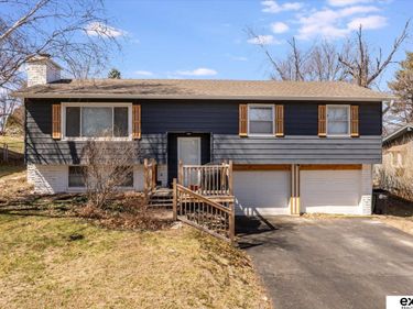 1270 S 164th Street, Omaha, NE 68130