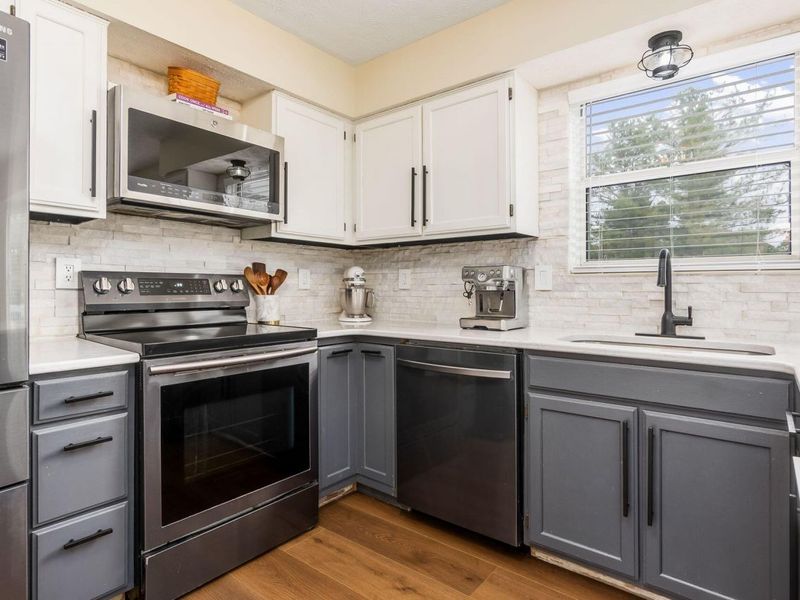 1576 Fallhaven Drive, Columbus, OH 43235 Photo 10