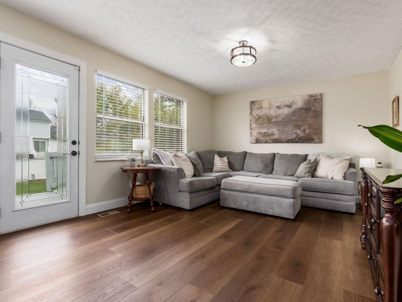 1576 Fallhaven Drive, Columbus, OH 43235 Photo 13