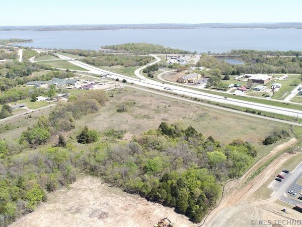 5 Eunice Burns Road , Eufaula, OK 74432