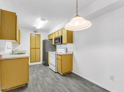 6850 Sharlands Avenue, Unit # 2132, Reno, NV 89523 Photo