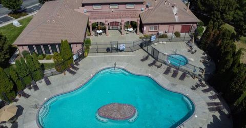 6850 Sharlands Avenue, Unit # 2132, Reno, NV 89523 Photo