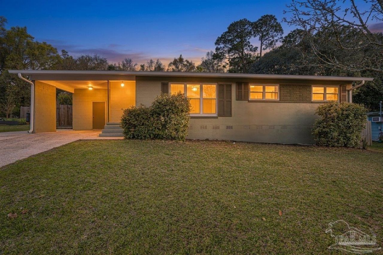 5067 Crestwood Rd, Pensacola, FL 32503 Main Photo