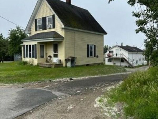 6 Mitchell Lane, Gouldsboro, ME 04607