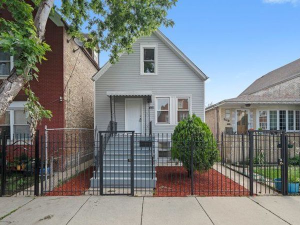 5229 S Campbell Avenue , Chicago, IL 60632