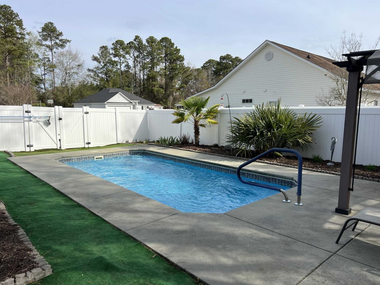 456 Copenhagen Dr. Photo 24