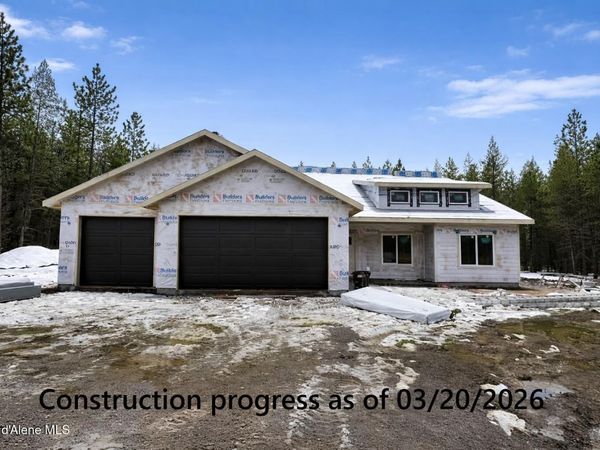 7304 E Autry Ln , Athol, ID 83801