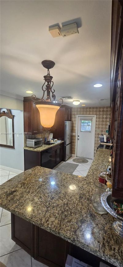 1211 NE 27th Ave , Pompano Beach, FL 33062 Photo