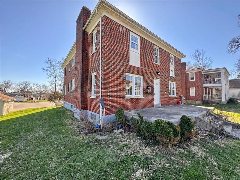 2118 Catalpa Drive, Dayton, OH 45406 Photo 2