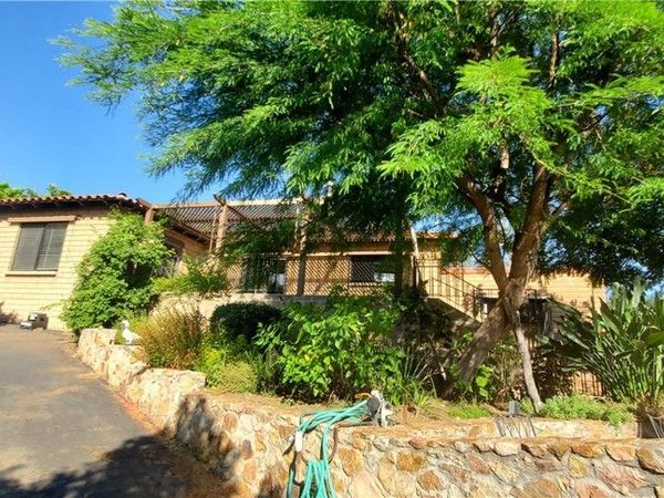 11920 Betsworth Road, Valley Center, CA 92082