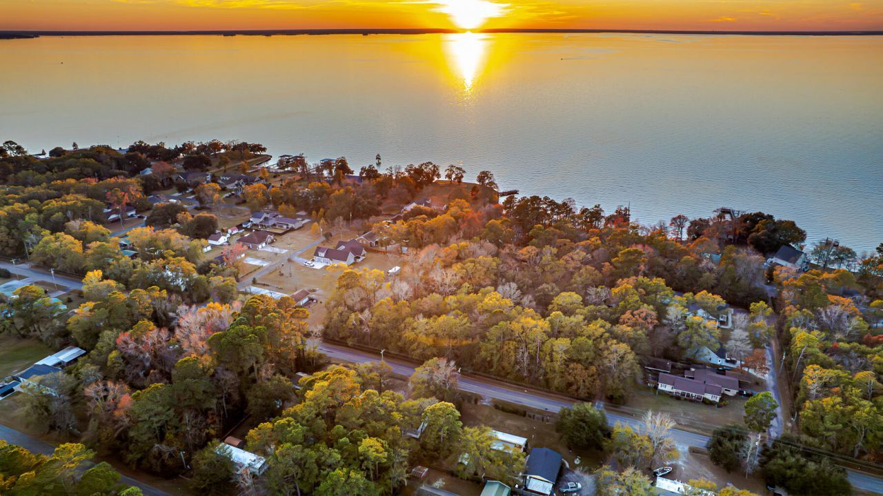 406 Butter Road Photo 4