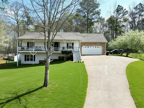 125 Tricias Way , Temple, GA 30179