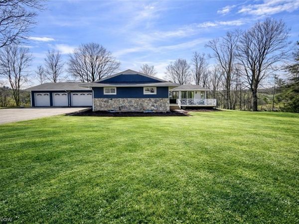 11685 Mills Road, Garrettsville, OH 44231