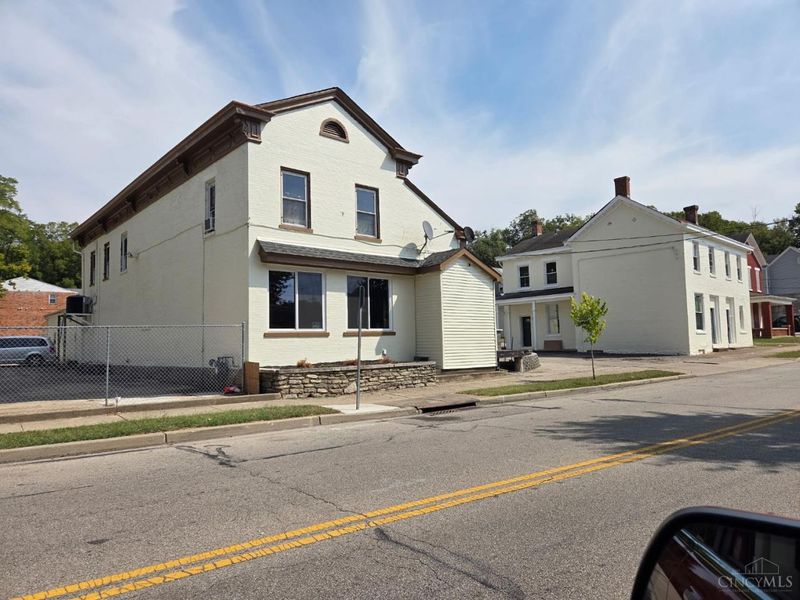 6344 Gracely Drive, Cincinnati, OH 45233 Photo 2