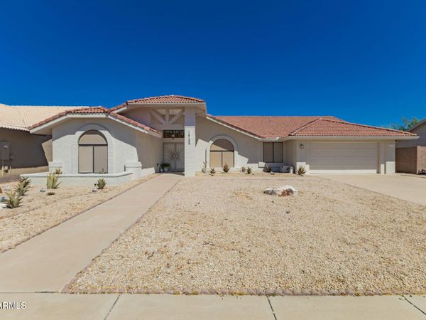 14130 W PENNYSTONE Drive, Sun City West, AZ 85375