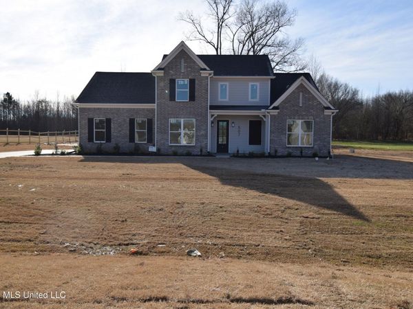 269 Centerline Roper Loop, Byhalia, MS 38611