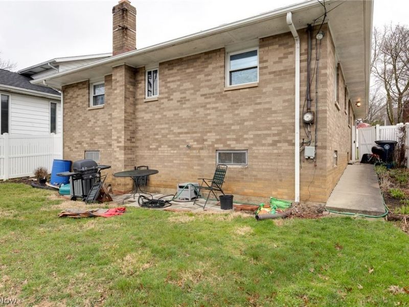 1842 Thornapple Avenue, Akron, OH 44301 Photo 29